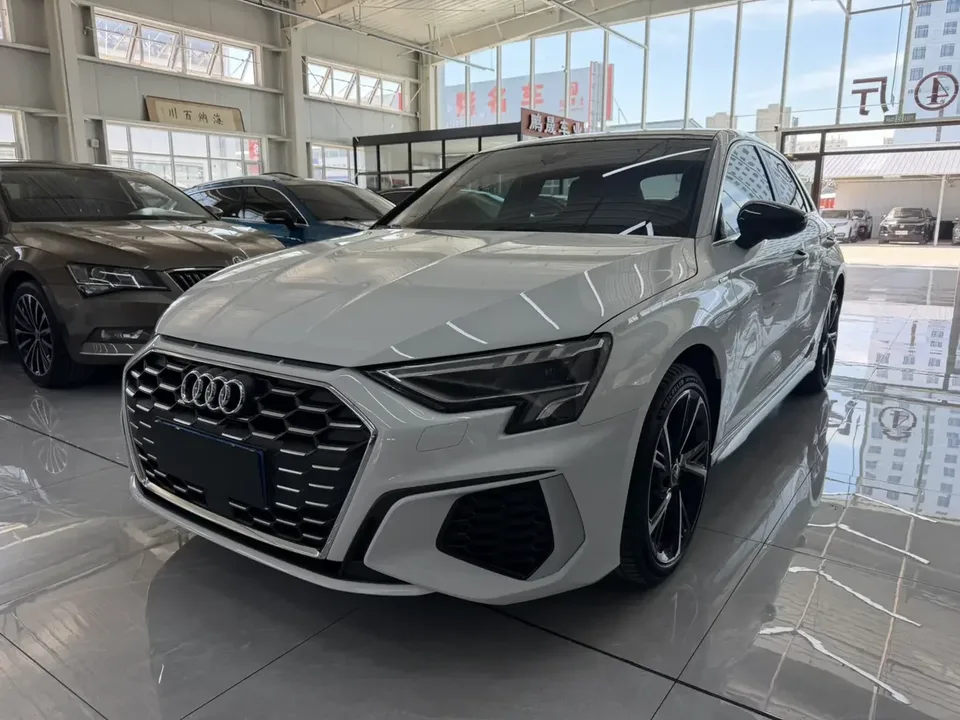 Audi A3 Audi A3 2022 Sportback 35 TFSI Luxury Sports 2023 — фото 1, купить с доставкой в Москву