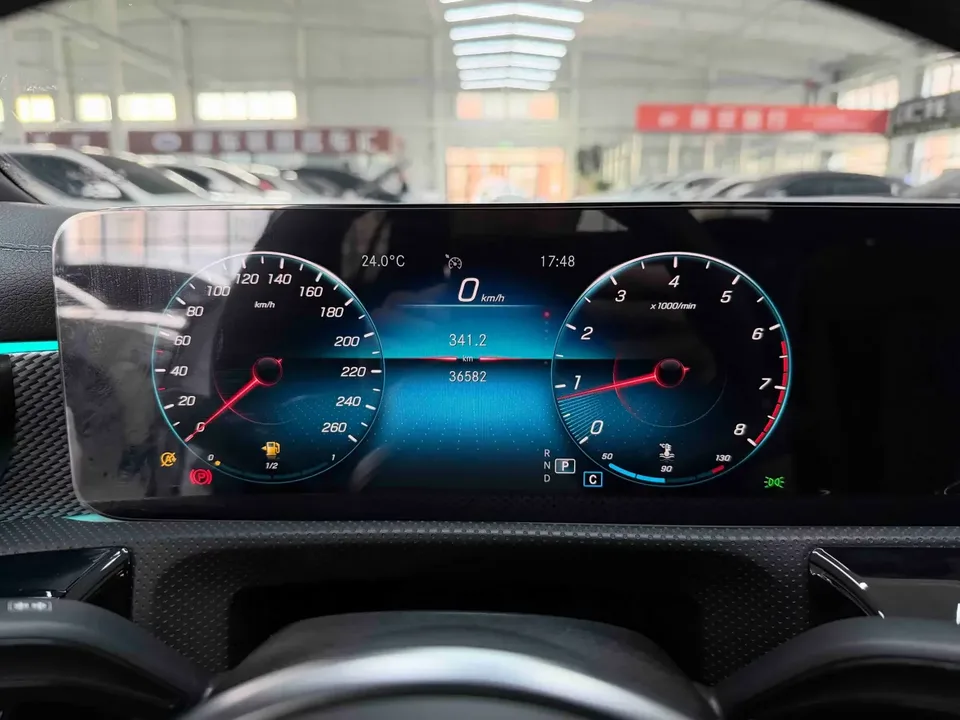 Mercedes-Benz Klasa A Mercedes Benz A Class 2021 A 180 L sports sedan facelift 2022 — thumbnail 4