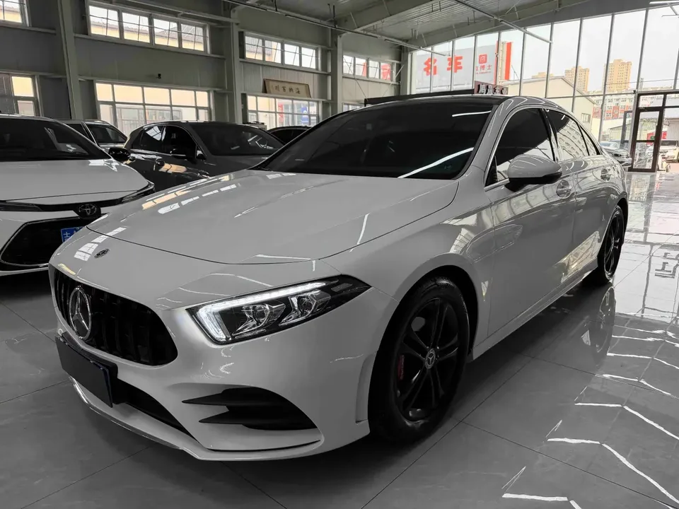Mercedes-Benz Klasa A Mercedes Benz A Class 2021 A 180 L sports sedan facelift 2022 — photo 1, buy with delivery to Moscow