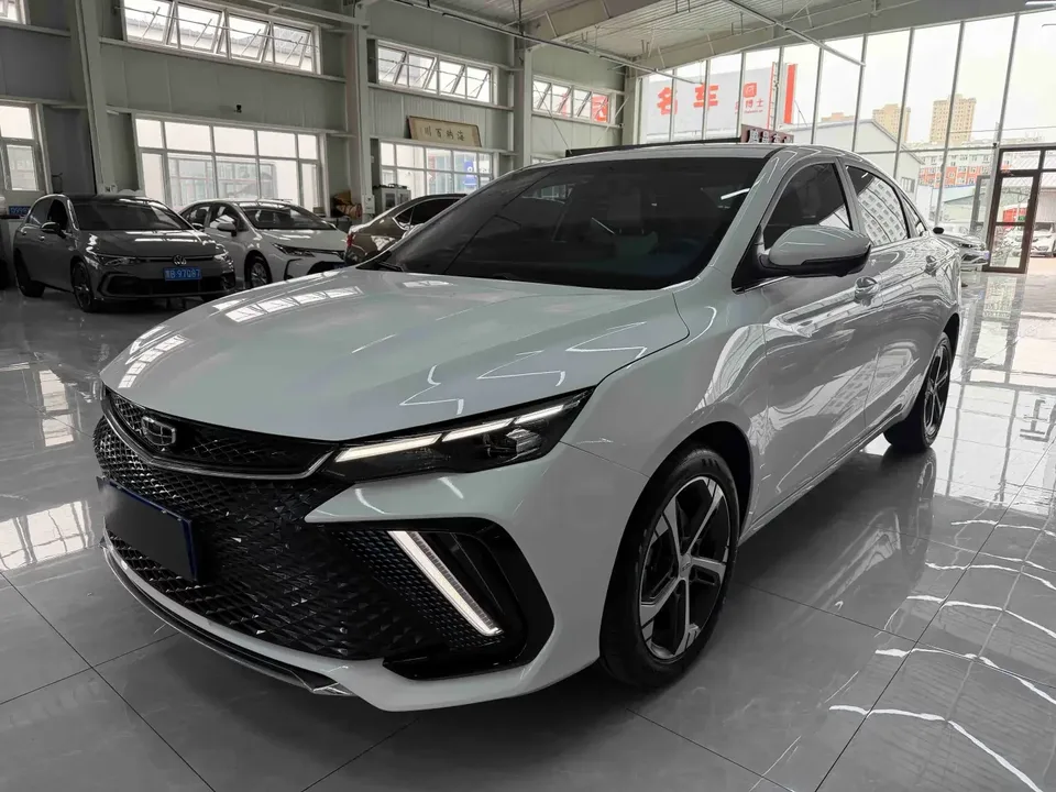 Geely Emgrand L Emgrand L 2022 1.4T CVT 2022 — фото 1, купить с доставкой в Москву