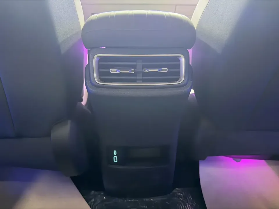 BYD Qin L DM Qin L DM 2024 DM-i 80KM Leading Type 2024 — thumbnail 3