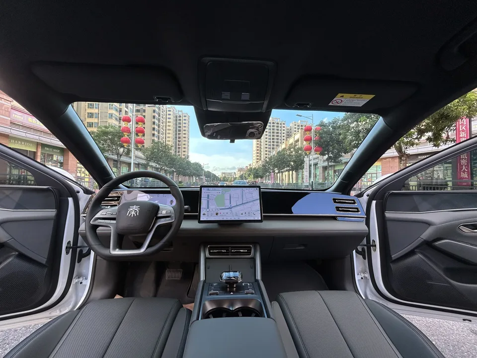 BYD Qin L DM Qin L DM 2025 Intelligent Driving Edition DM-i 80KM Leading Edition 2025 — thumbnail 3