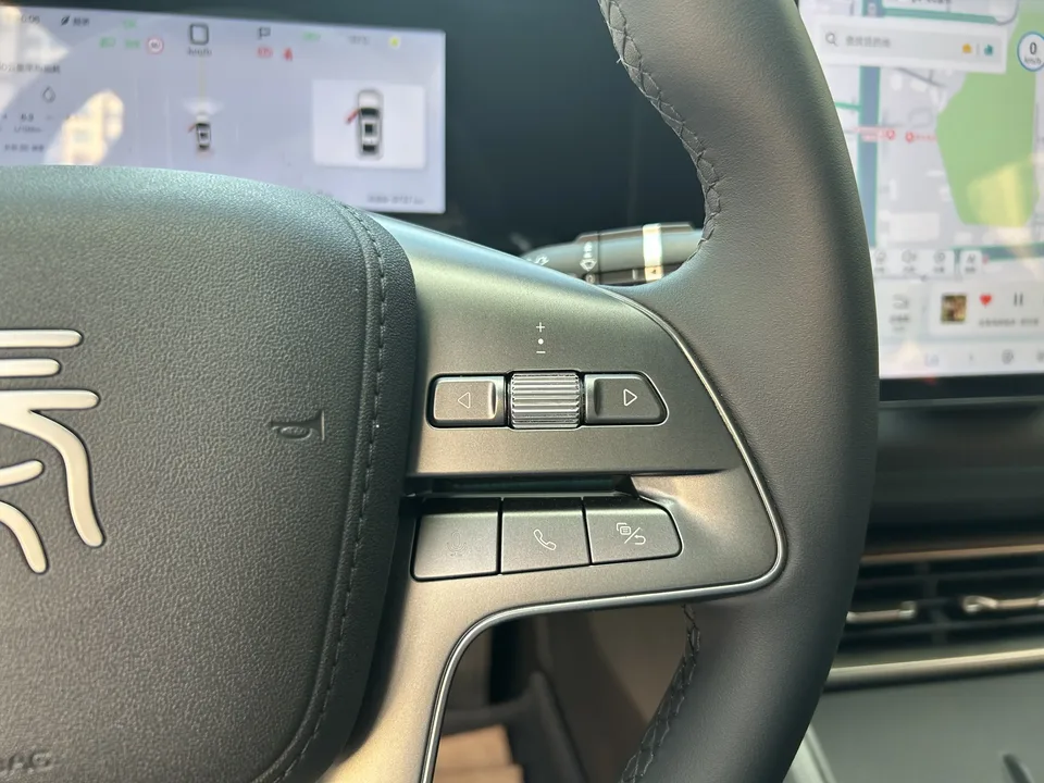 BYD Qin L DM Qin L DM 2025 Intelligent Driving Edition DM-i 80KM Leading Edition 2025 — thumbnail 4