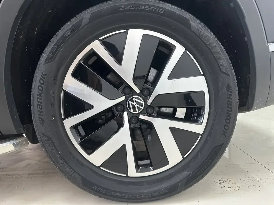 Volkswagen Tayron Tanyue 2023 280TSI 2WD Luxury Plus Advanced Edition 2022 — thumbnail 2
