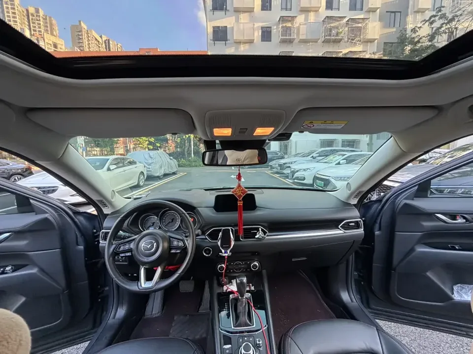 Mazda CX-5 Mazda CX-5 2021 2.0L Automatic 2WD Premium Edition 2022 — thumbnail 4