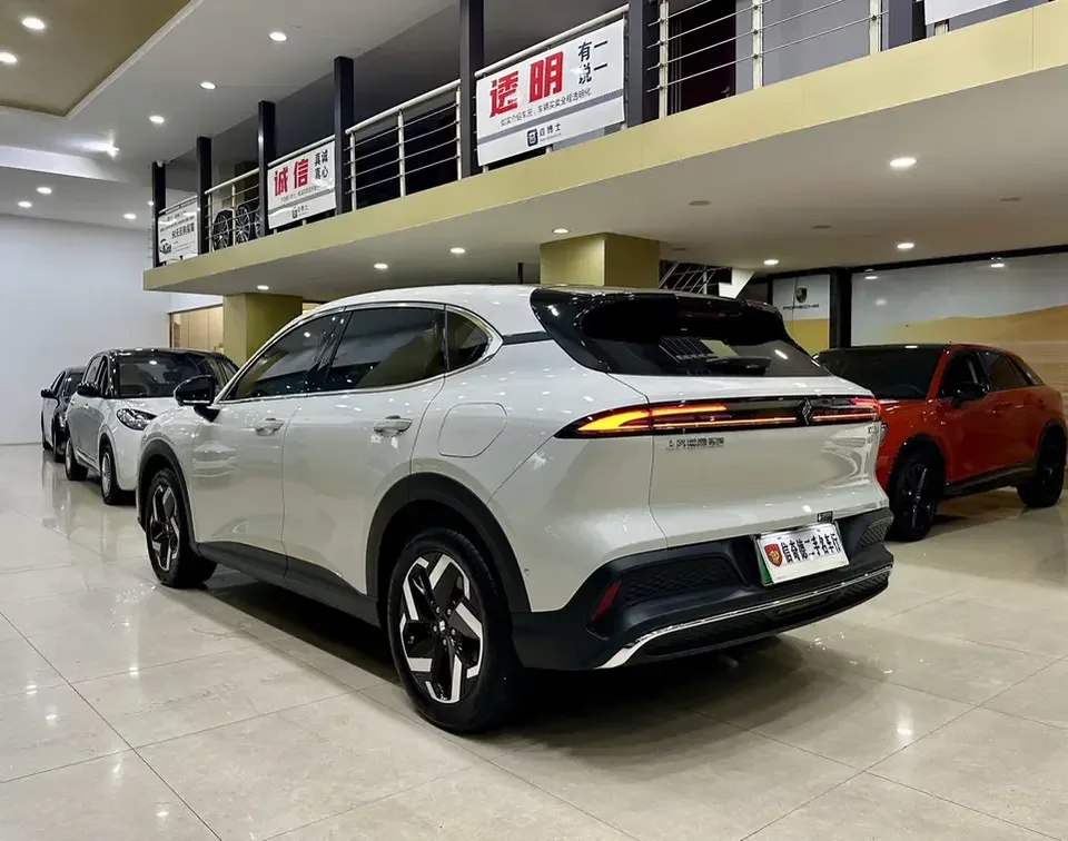 Baojun Yunhai EV Baojun Yunhai EV 2024 600km pure electric version 2024 — thumbnail 2