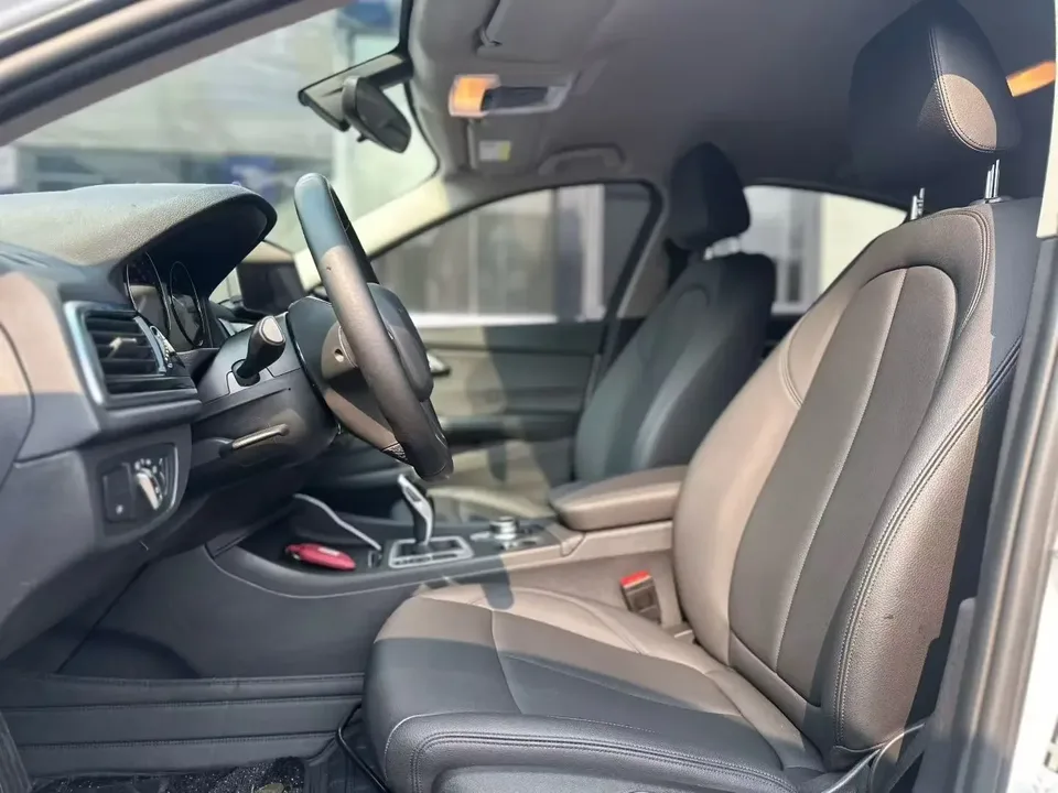 BMW 1 Series BMW 1 Series 2023 120i M Sport 2022 — thumbnail 5