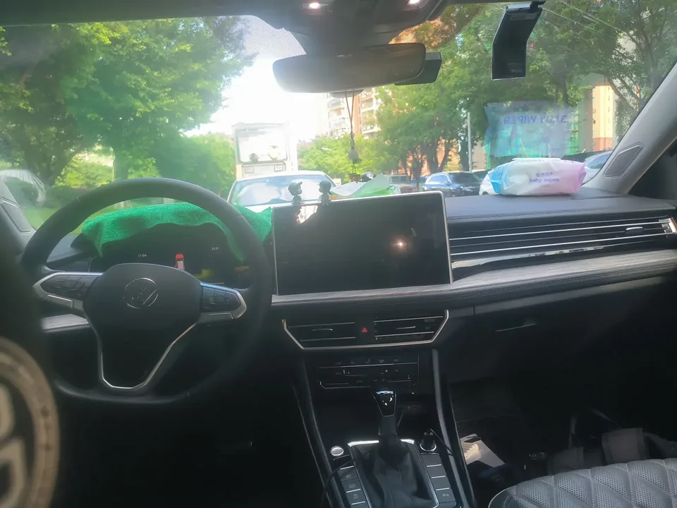 Volkswagen Sagitar Sagitar 2023 200TSI DSG Beyond Edition 2022 — thumbnail 3