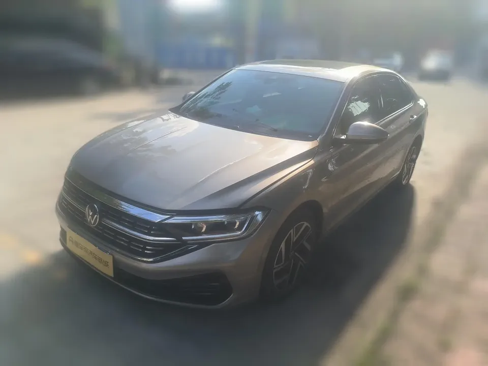 Volkswagen Sagitar Sagitar 2023 200TSI DSG Beyond Edition 2022 — photo 1, buy with delivery to Moscow