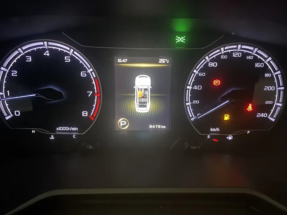 Geely Vision X6 Vision X6 2021 PRO 1.4T Automatic Premium 2023 — thumbnail 4