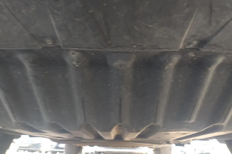 BYD Song Pro DM Song Pro DM 2023 DM-i Champion Edition 110km Overtaking Type 2023 — миниатюра 3