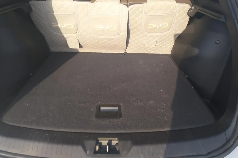 BYD Song Pro DM Song Pro DM 2023 DM-i Champion Edition 110km Overtaking Type 2023 — миниатюра 5
