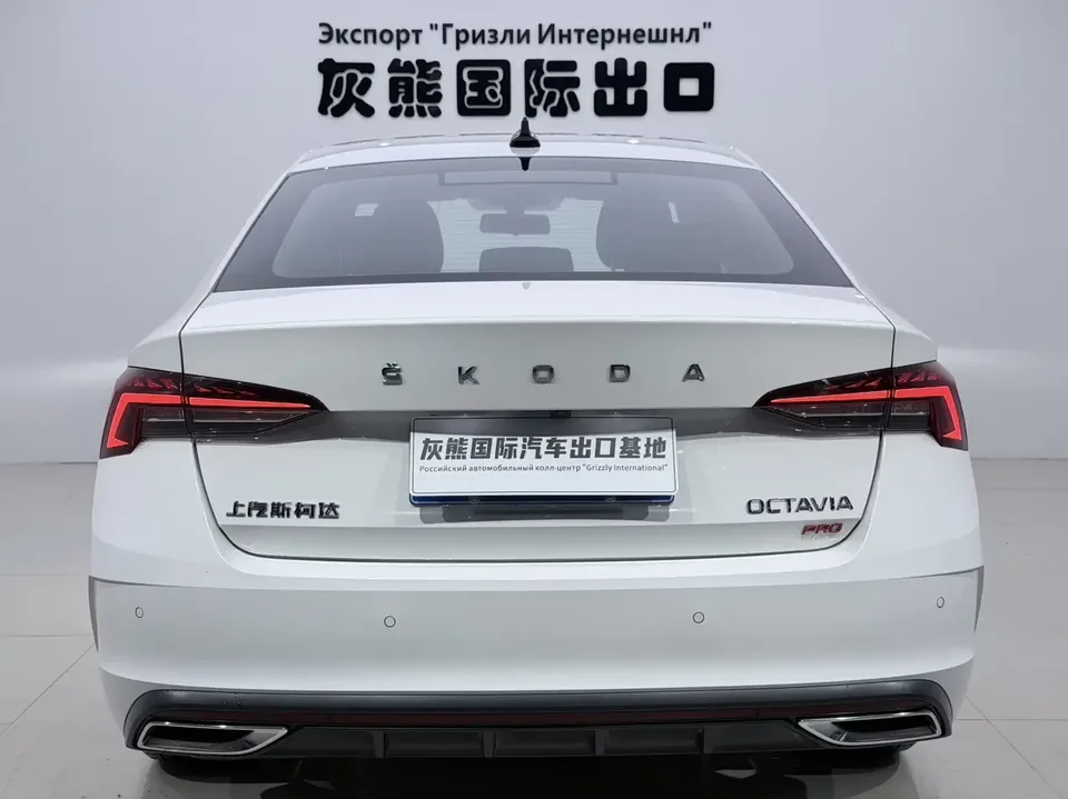 Skoda Octavia Octavia 2022 PRO TSI280 DSG Luxury Edition 2023 — thumbnail 2