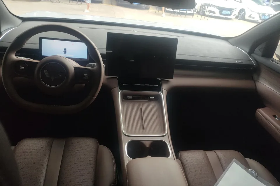 Wuling Starlight S PHEV Wuling Starlight S PHEV 2024 130km Flagship 2024 — миниатюра 4