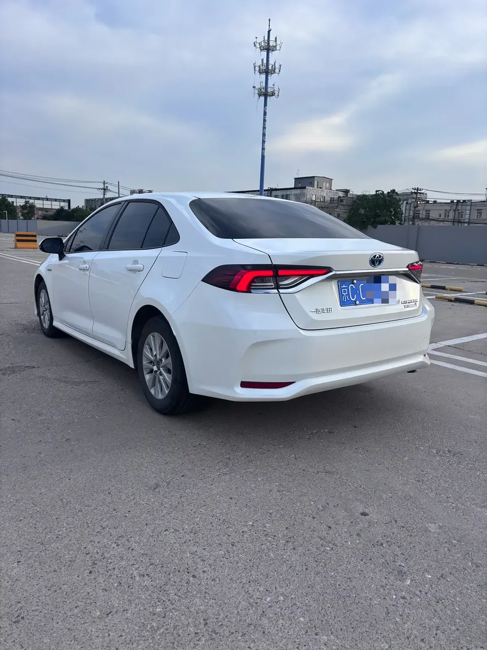 Toyota Corolla Corolla 2023 Intelligent Electric Hybrid Dual Engine 1.8L E-CVT Pioneer Edition 2023 — thumbnail 2