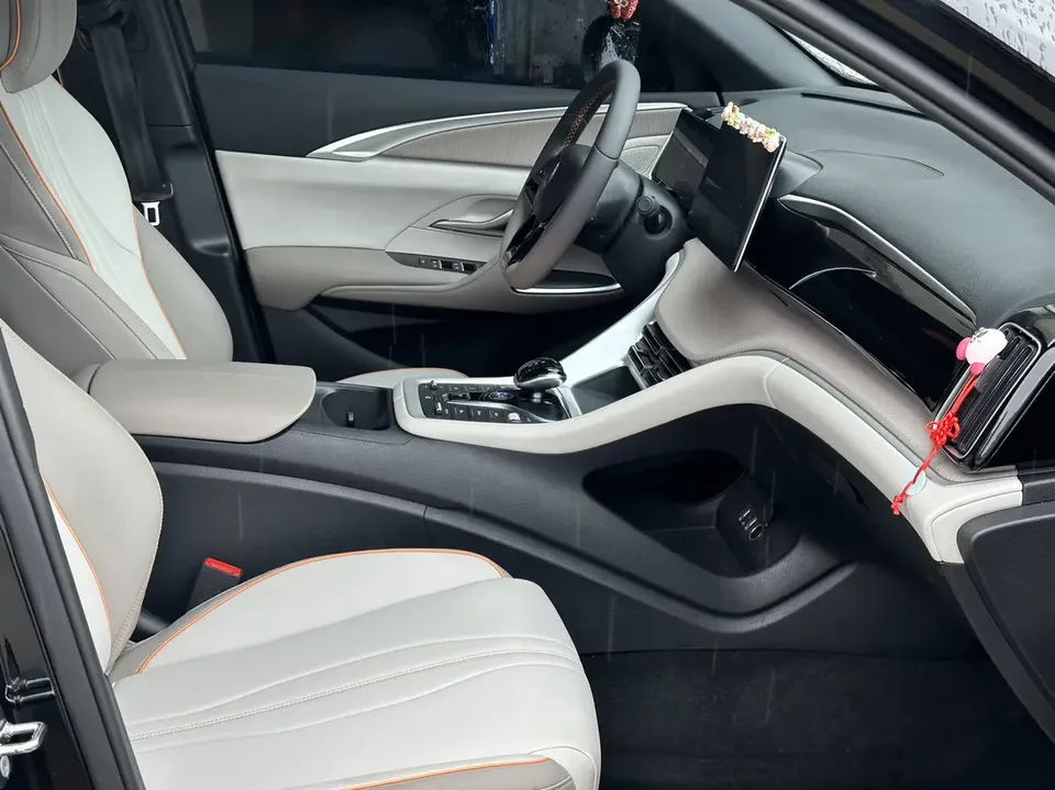 BYD Song Pro DM Song Pro DM 2024 DM-i Honor Edition 71km Pilot Edition 2024 — thumbnail 4