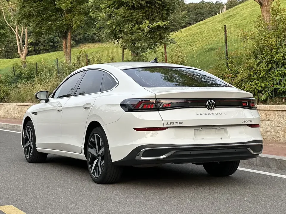 Volkswagen Lamando Lingdu 2022 Lingdu L 280TSI DSG Cool Edition 2023 — thumbnail 2