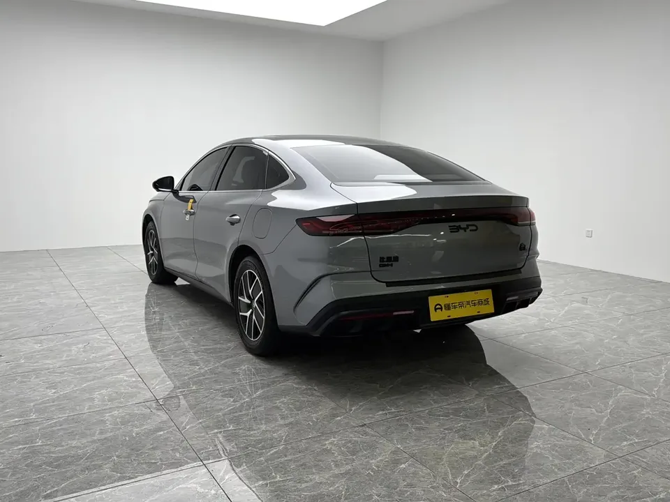 BYD Qin L DM Qin L DM 2024 DM-i 120KM Leading Type 2025 — thumbnail 2