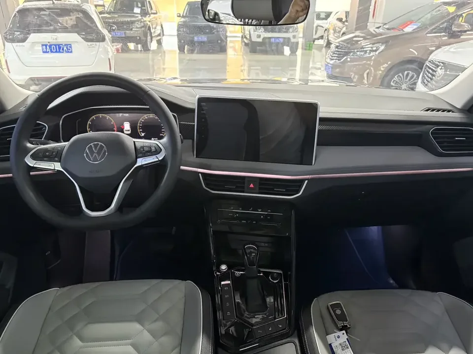 Volkswagen Tayron Tanyue 2023 280TSI 2WD Luxury Plus Advanced Edition 2023 — thumbnail 5