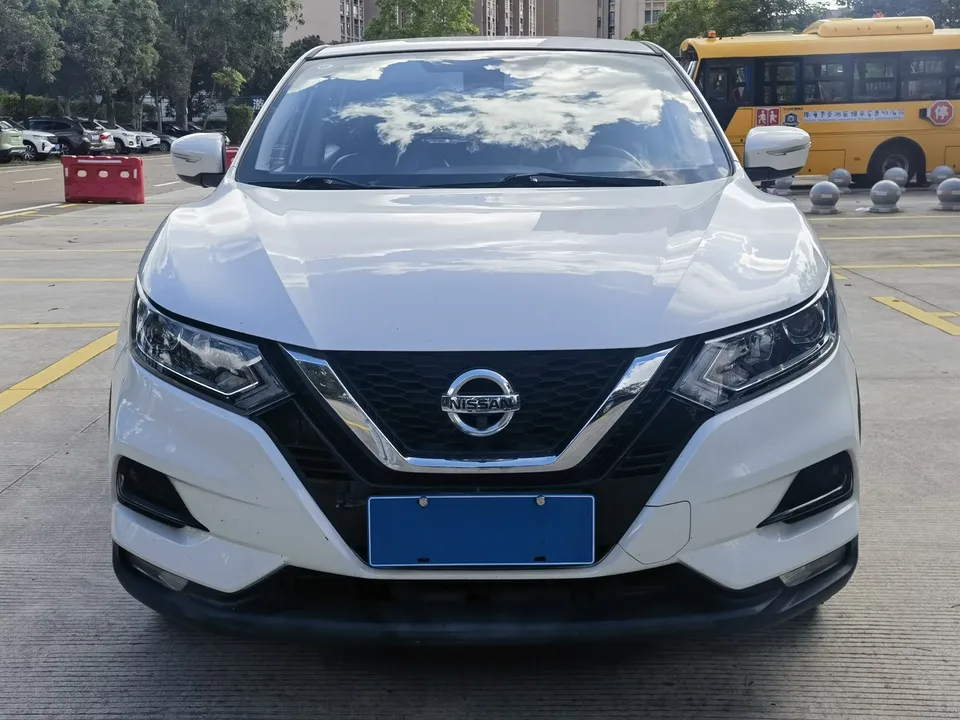 Nissan Qashqai Qashqai 2021 2.0L XV Smart Edition 2022 — photo 1, buy with delivery to Moscow