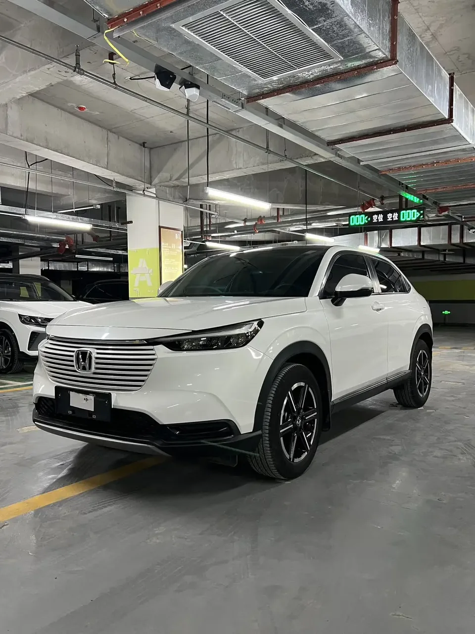 Honda VEZEL Binzhi 2023 1.5L CVT Technology Edition 2023 — photo 1, buy with delivery to Moscow