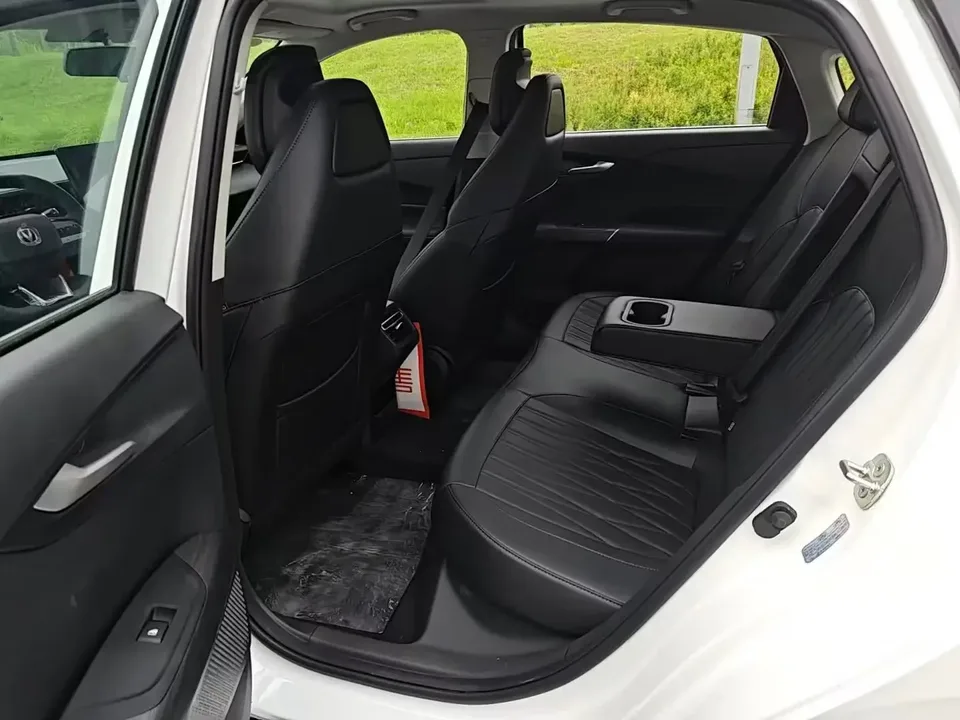Changan Eado PHEV Eado PHEV 2025 Smart New Blue Whale 145KM Battleship Edition 2026 — thumbnail 3