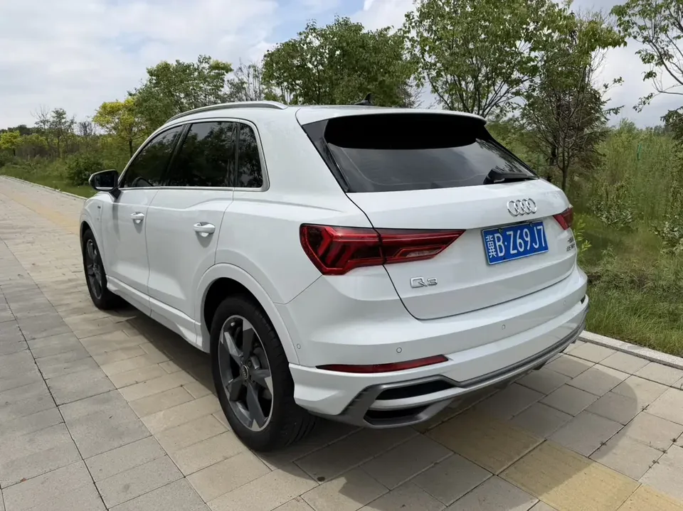 Audi Q3 Audi Q3 2022 35 TFSI Stylish Dynamic 2022 — thumbnail 2