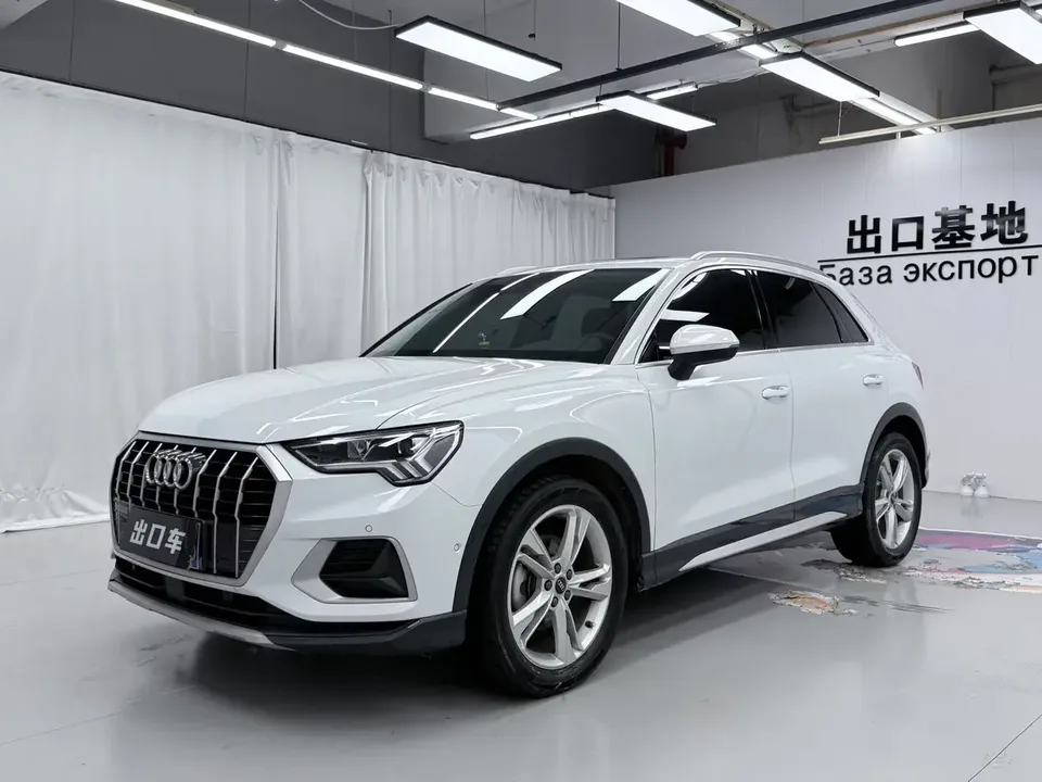 Audi Q3 Audi Q3 2022 35 TFSI Stylish and Elegant 2022 — фото 1, купить с доставкой в Москву