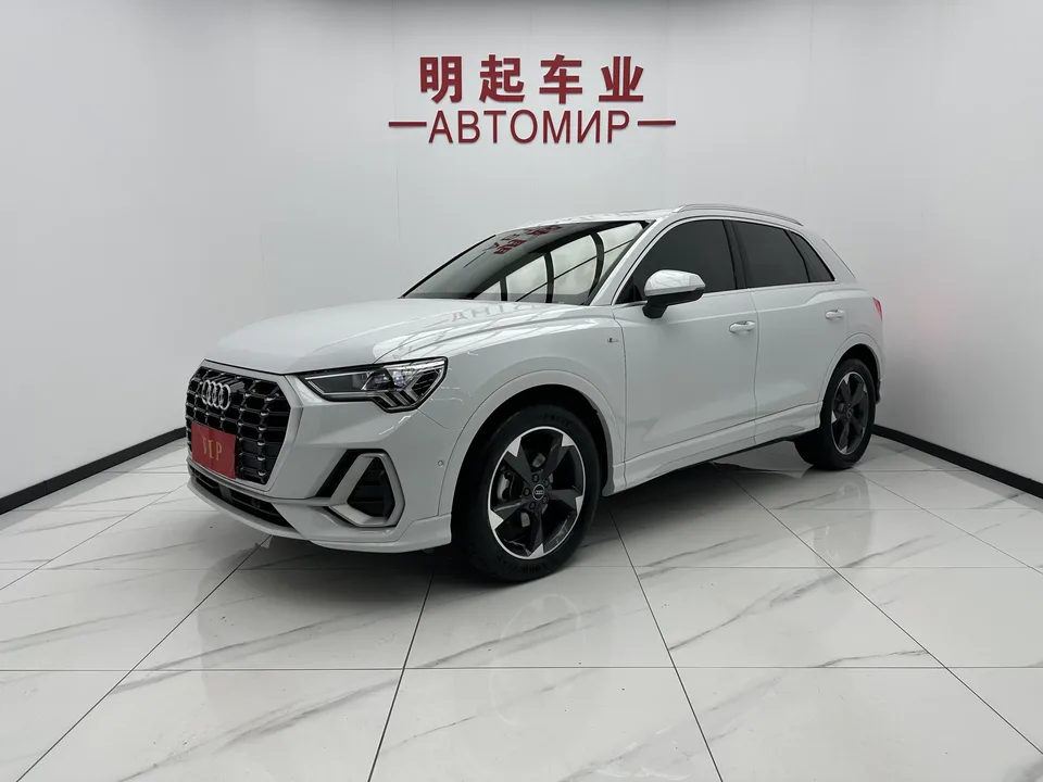 Audi Q3 Audi Q3 2022 35 TFSI Stylish Dynamic 2022 — photo 1, buy with delivery to Moscow