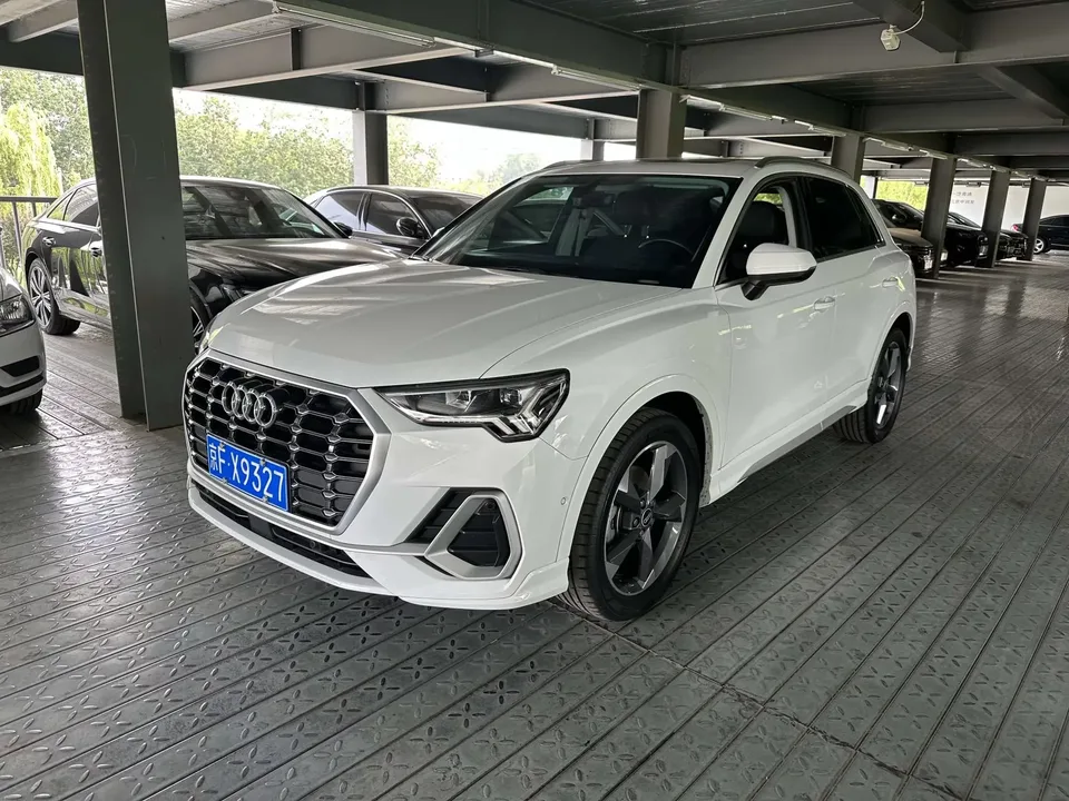 Audi Q3 Audi Q3 2022 35 TFSI Stylish Dynamic 2022 — photo 1, buy with delivery to Moscow