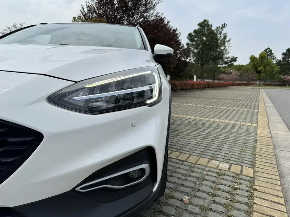 Ford Fox Active Fox Active 2021 EcoBoost 180 2022 — thumbnail 4