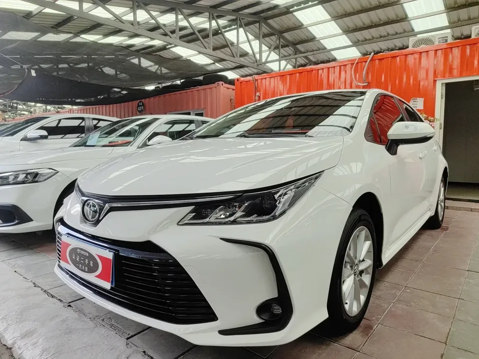 Toyota Corolla Corolla 2021 1.2T S-CVT Elite Edition 2022 — photo 1, buy with delivery to Moscow