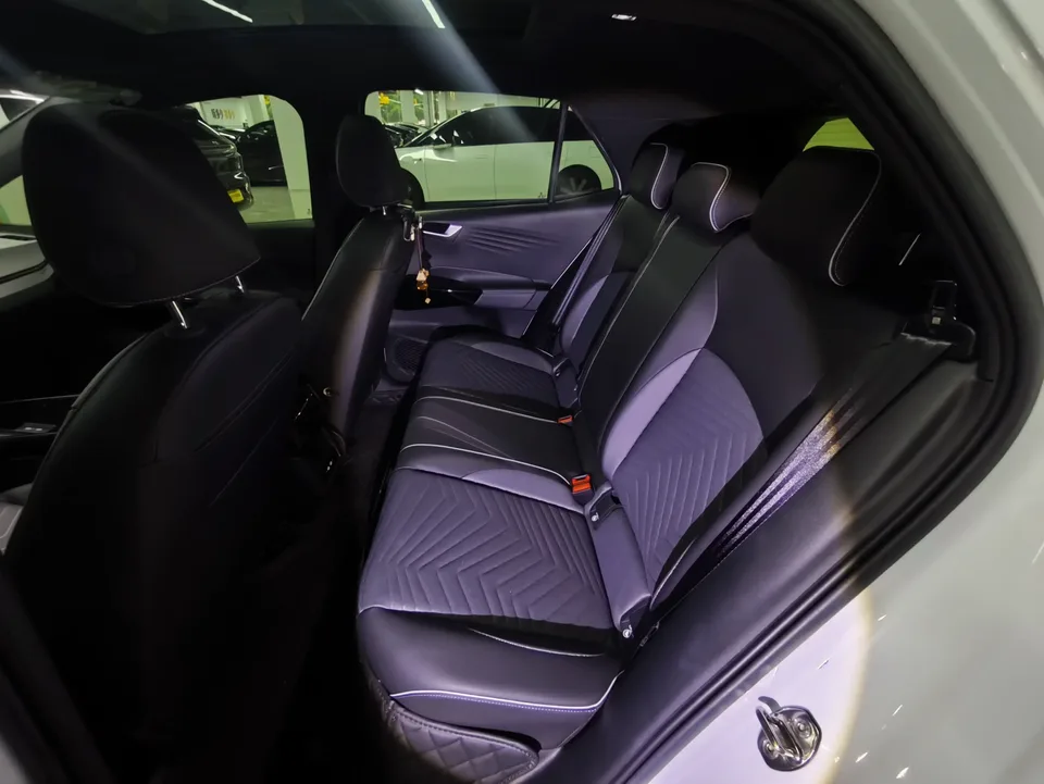 Volkswagen ID.3 Volkswagen ID.3 2023 Upgraded Pure Smart Edition 2023 — thumbnail 3