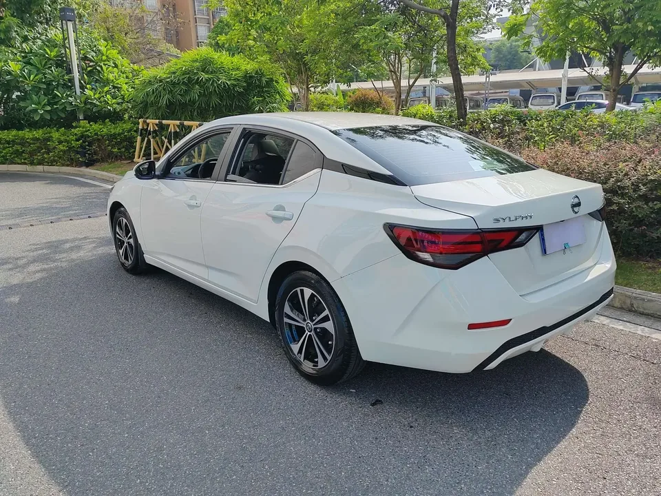 Nissan Sylphy Sylphy 2022 1.6L XL CVT Enjoy Edition 2022 — thumbnail 4