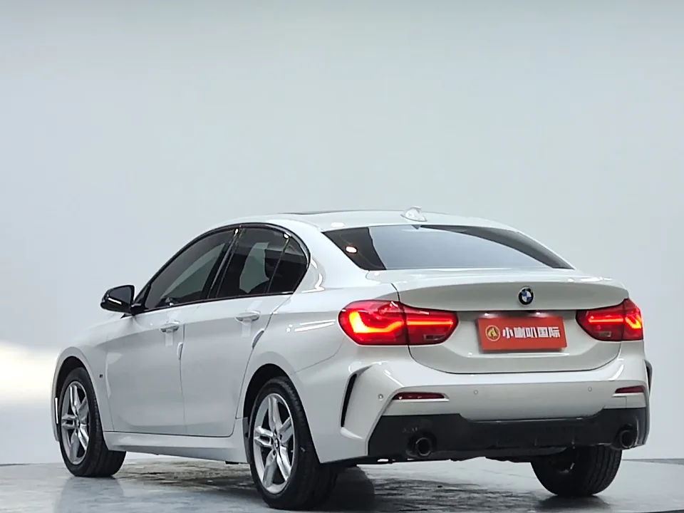 BMW 1 Series BMW 1 Series 2021 120i M Sport Night Edition 2022 — thumbnail 2