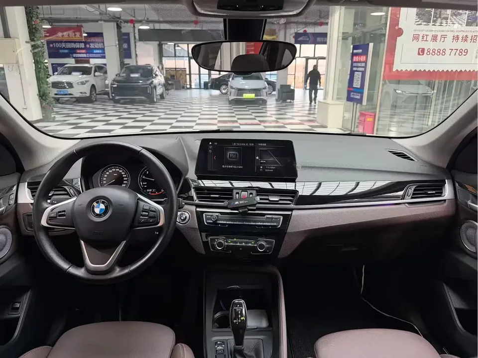 BMW X1 BMW X1 2021 sDrive20Li Fashion Edition 2022 — thumbnail 3