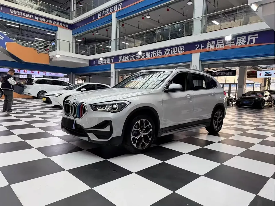 BMW X1 BMW X1 2021 sDrive20Li Fashion Edition 2022 — photo 1, buy with delivery to Moscow