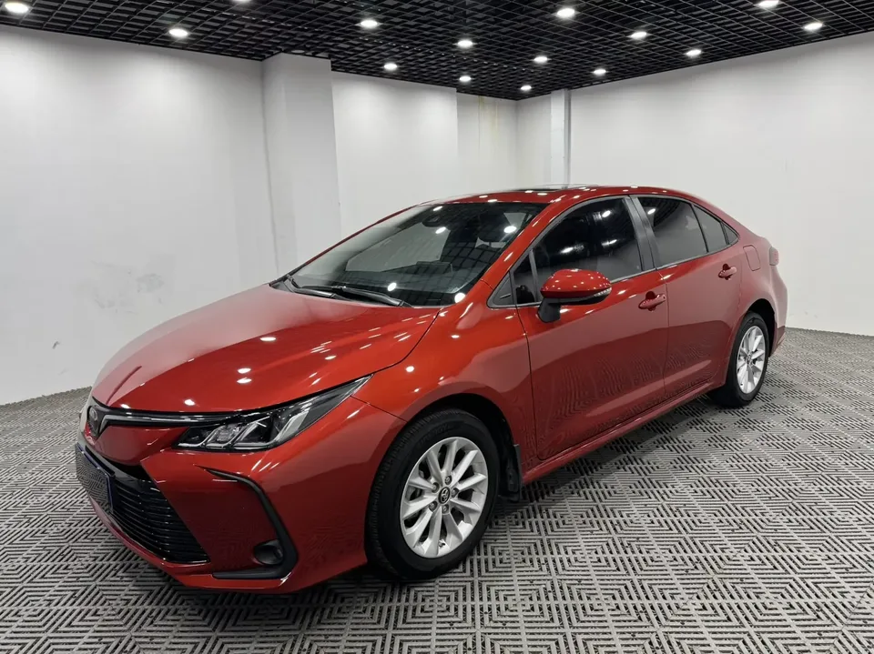 Toyota Corolla Corolla 2021 1.2T S-CVT Elite PLUS Edition 2022 — photo 1, buy with delivery to Moscow
