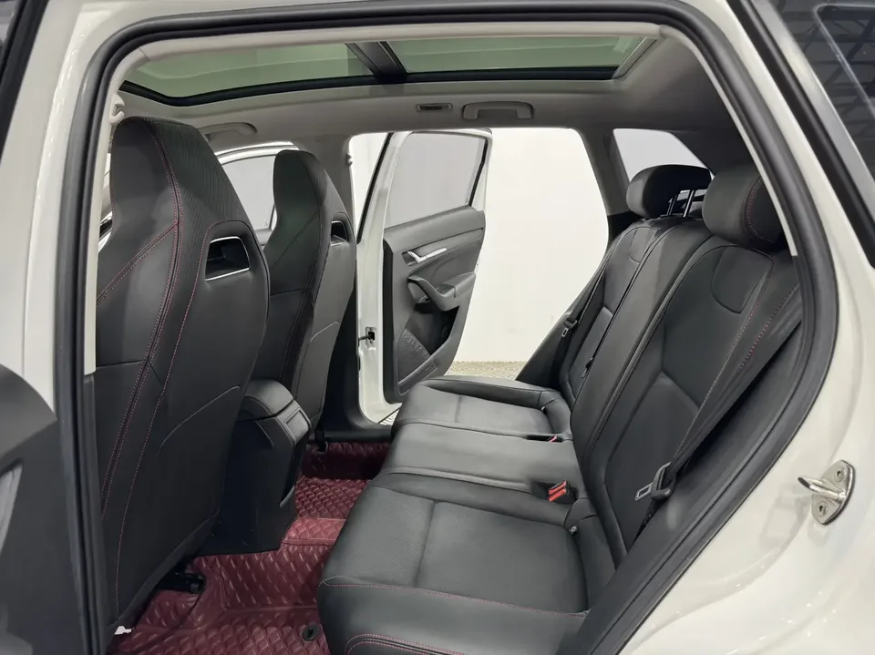 Skoda Kamiq Komic GT 2022 1.5L Automatic Premium Edition 2022 — миниатюра 5