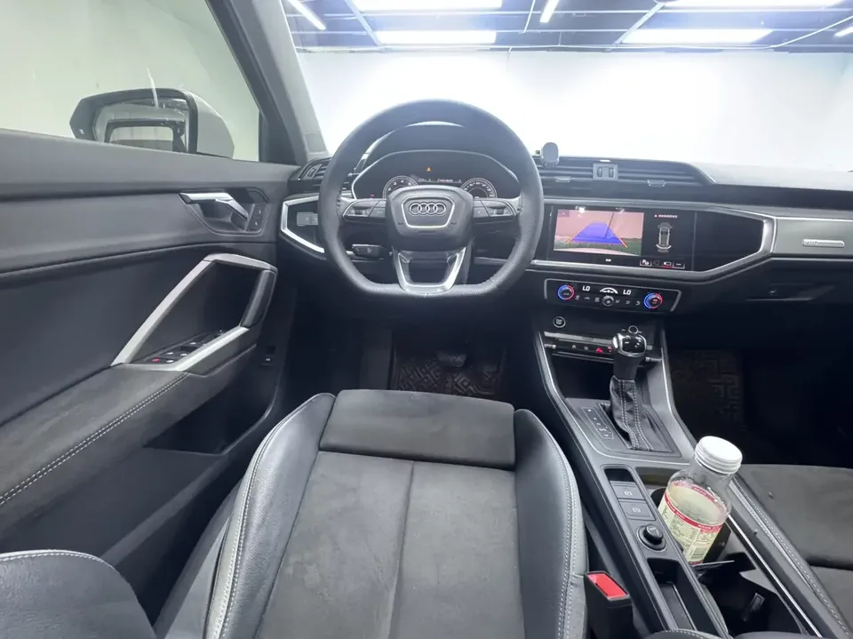 Audi Q3 Audi Q3 2022 35 TFSI Stylish Dynamic 2022 — thumbnail 3