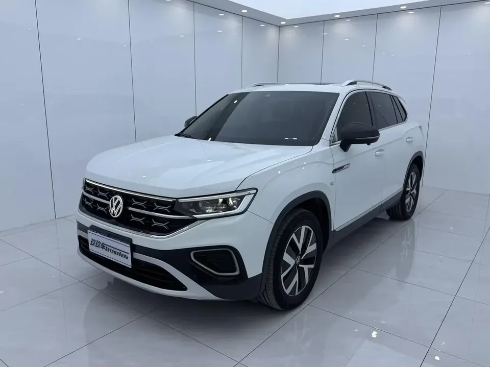 Volkswagen Tayron Tanyue 2023 280TSI 2WD Luxury Plus Advanced Edition 2023 — photo 1, buy with delivery to Moscow