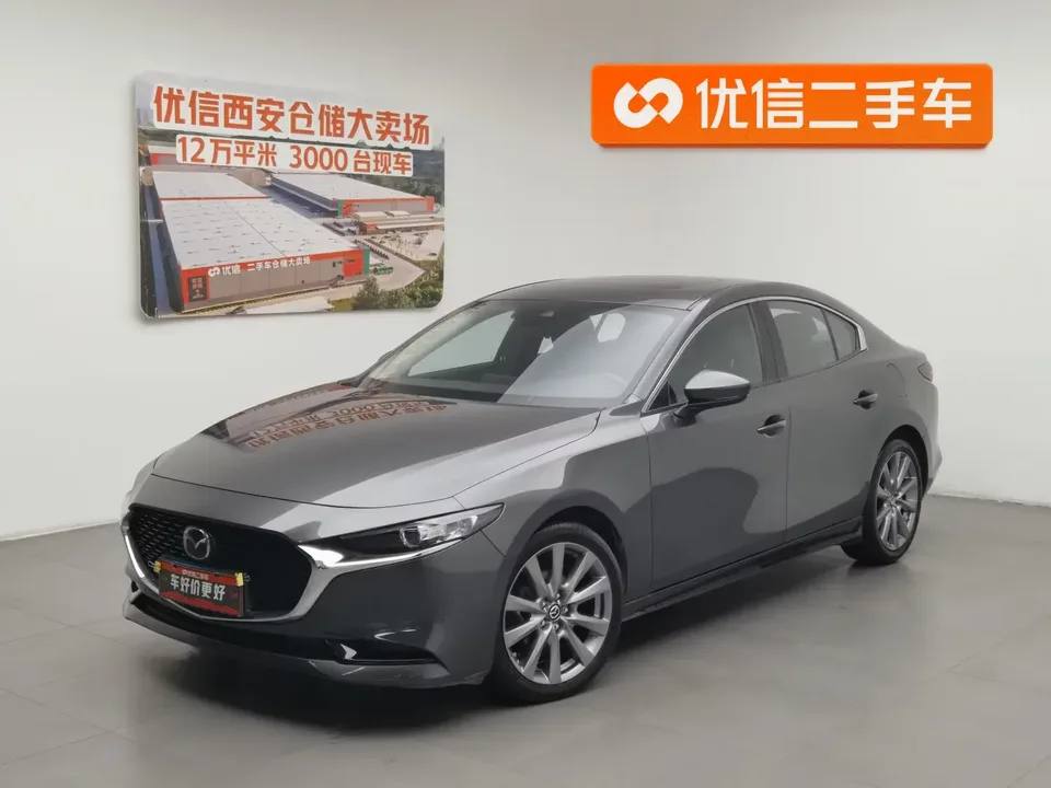 Mazda Axela Mazda3 Angkesela 2022 2.0L Automatic Premium Edition 2023 — photo 1, buy with delivery to Moscow
