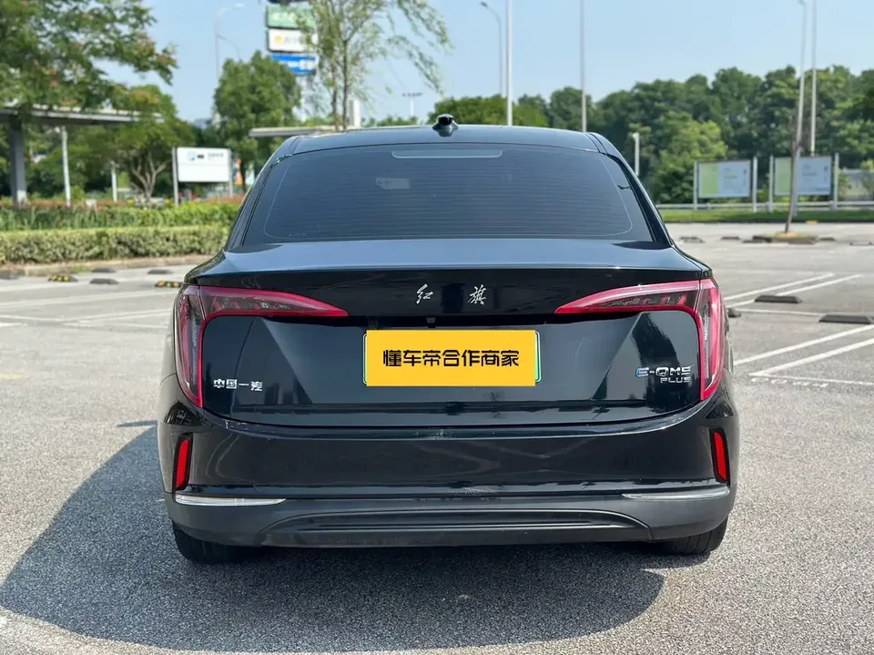 Hongqi E-QM5 Hongqi E-QM5 2023 620KM PLUS 2023 — thumbnail 2