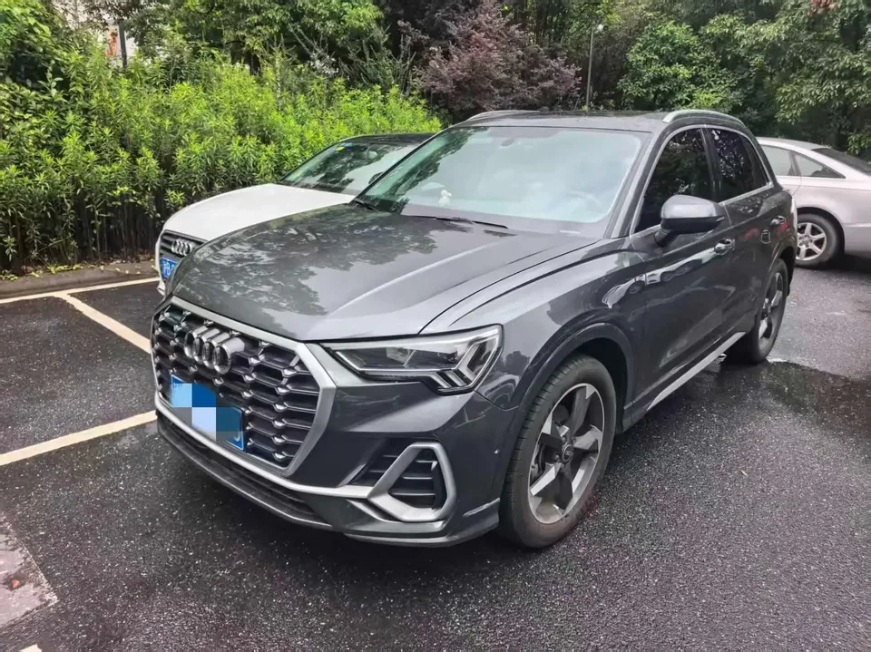 Audi Q3 Audi Q3 2023 35 TFSI Stylish Dynamic 2022 — photo 1, buy with delivery to Moscow
