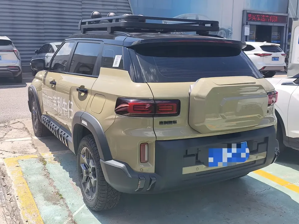 Geely Cowboy cowboy 2025 1.5TD Fun Wild Edition 2024 — миниатюра 4