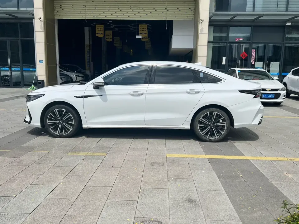 Chery Arrizo 8 Arrizo 8 2022 1.6TGDI DCT 2024 — thumbnail 4