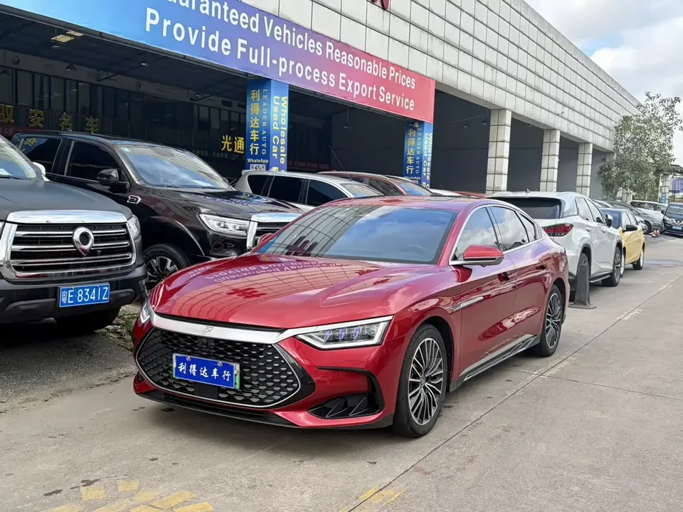 BYD Han DM Chinese DM 2022 DM-i 121KM Premium 2022 — photo 1, buy with delivery to Moscow