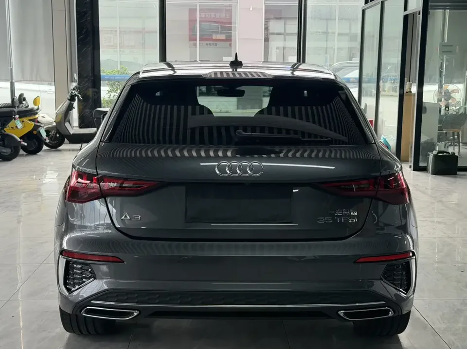 Audi A3 Audi A3 2023 Sportback 35 TFSI Stylish and sporty 2023 — thumbnail 2