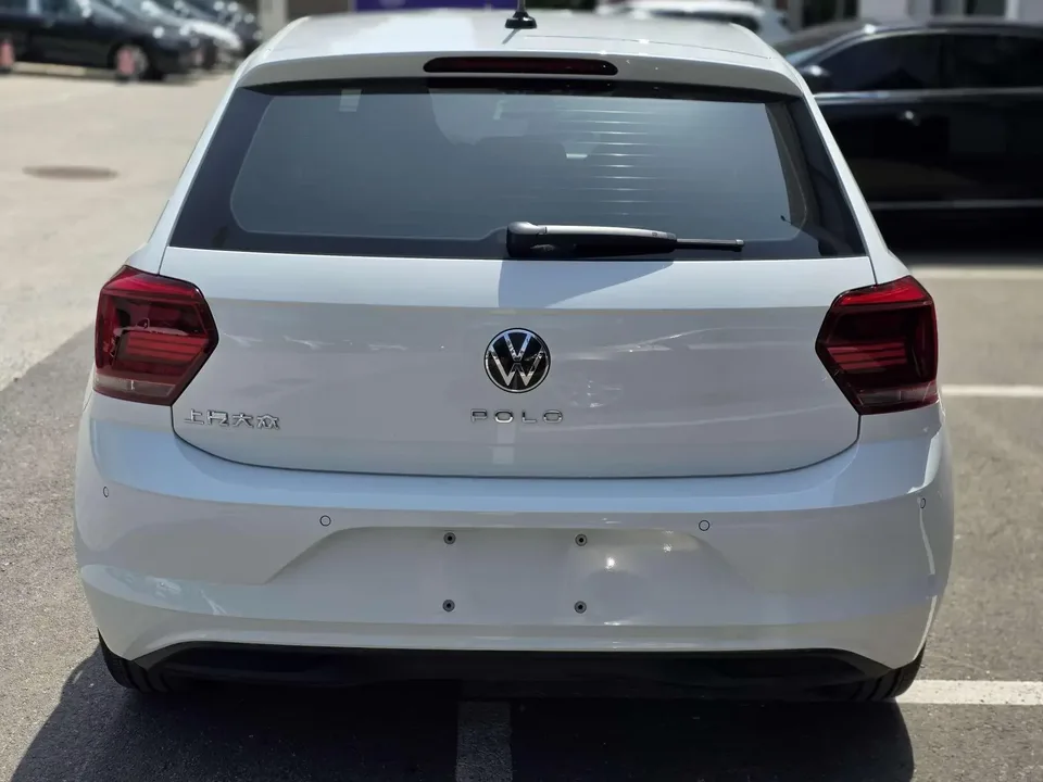 Volkswagen Polo Polo 2023 Plus 1.5L Automatic Colorful Technology Edition 2023 — thumbnail 2