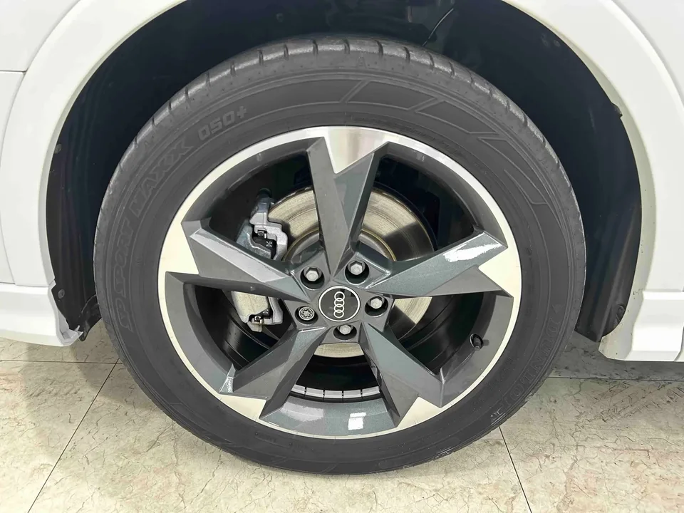 Audi Q3 Audi Q3 2023 35 TFSI Stylish Dynamic 2022 — миниатюра 5